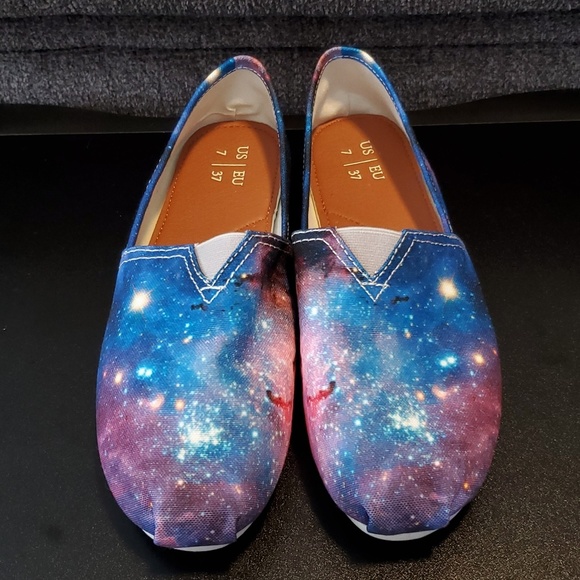 Casual Shoes with Cosmic Print - Picture 3 of 3